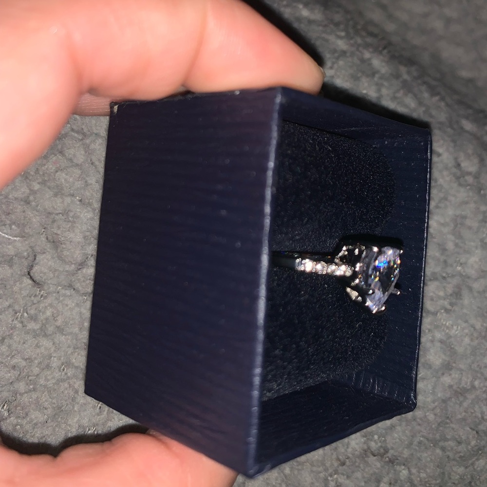 Heart ring - Picture 6 of 7
